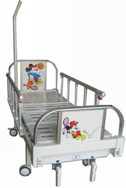 Les lits d'hôpital pédiatriques réglables de manuel pour des enfants autoguident des soins