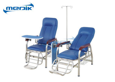 Les meubles réglables d'hôpital président la chaise patiente de transfusion avec IV Polonais